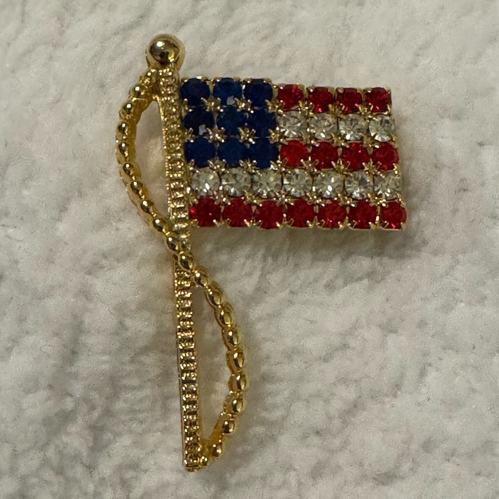 #1242 Alex and Ani American Flag Gold-tone & Red White & Blue Crystal Brooch Pin - Picture 2 of 10